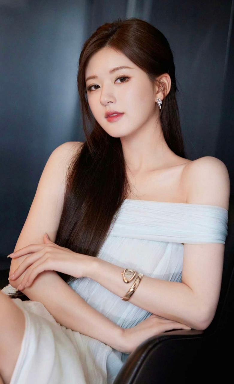 肤白貌美气质佳的赵露思,天南地北,露思最美.