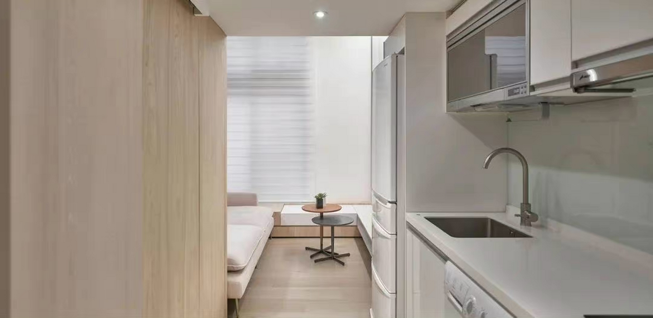 一个人住20㎡的单身公寓,层高4米5分成两层,日子温馨又舒适!