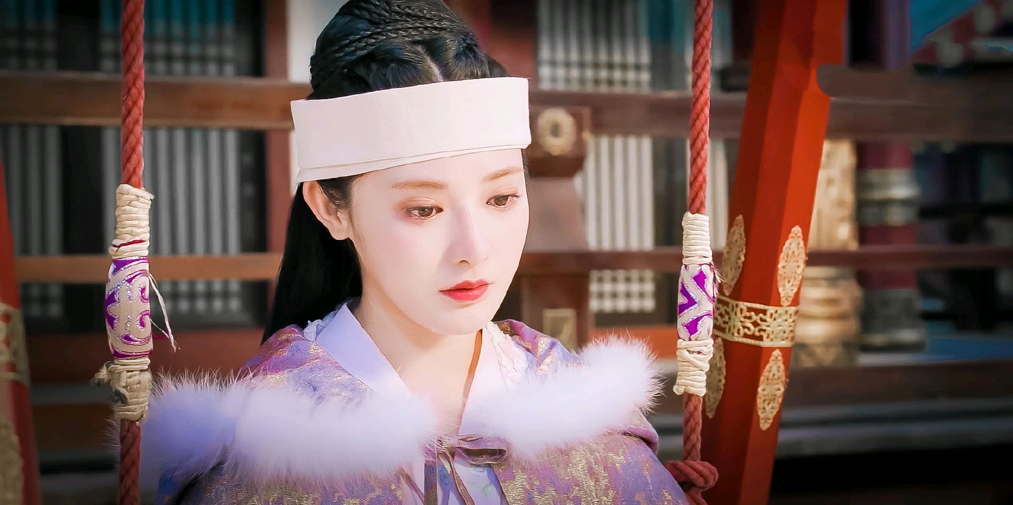 "明德皇后曲氏,西洲嫡公主,帝发妻,年十八,薨"这是她的一生