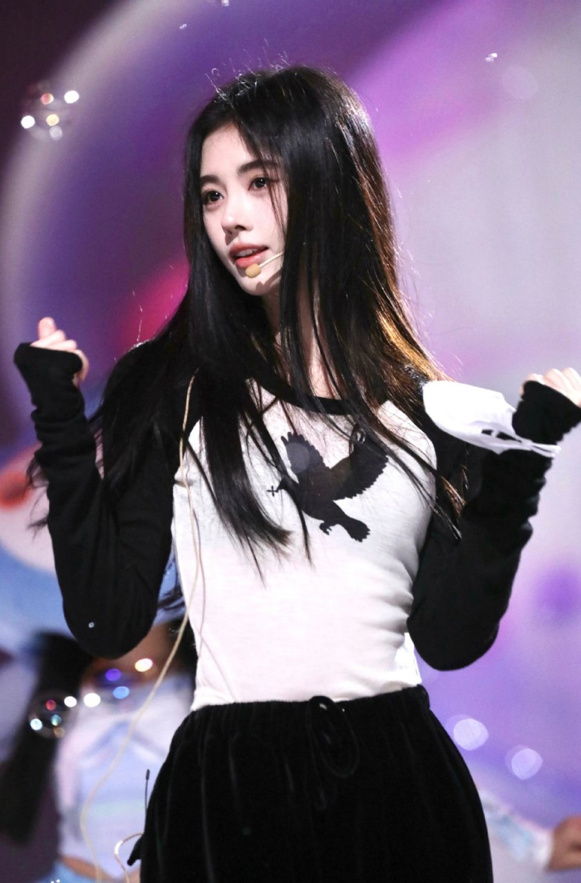 鞠婧祎高清壁纸头像(一百零五)[比心]