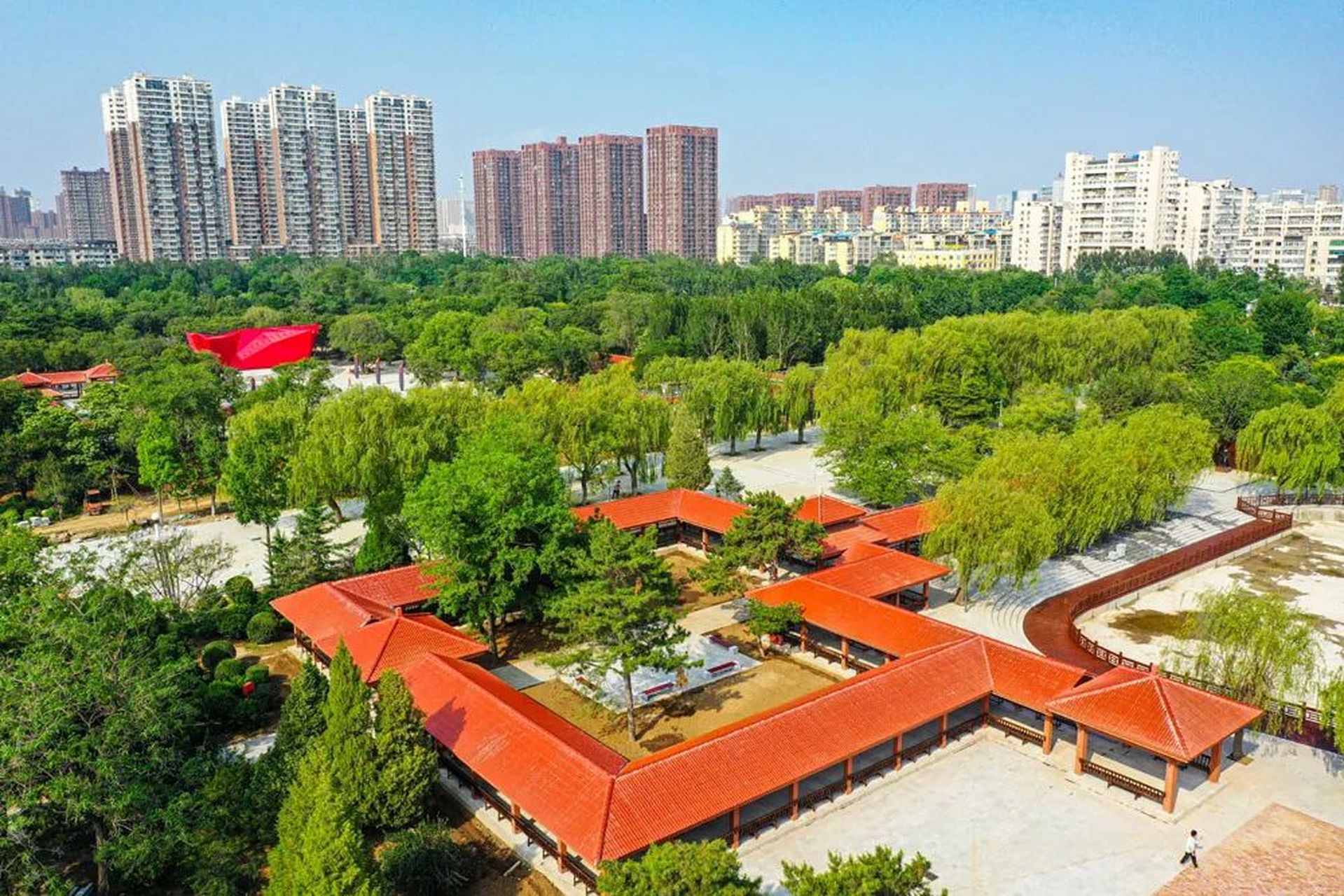 进行建园以来最大规模的一次升级改造,沈阳铁西劳动公园全新形象