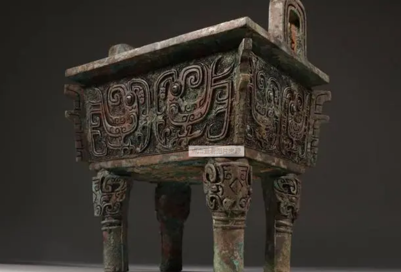 青铜器饕餮纹饰的价值分析