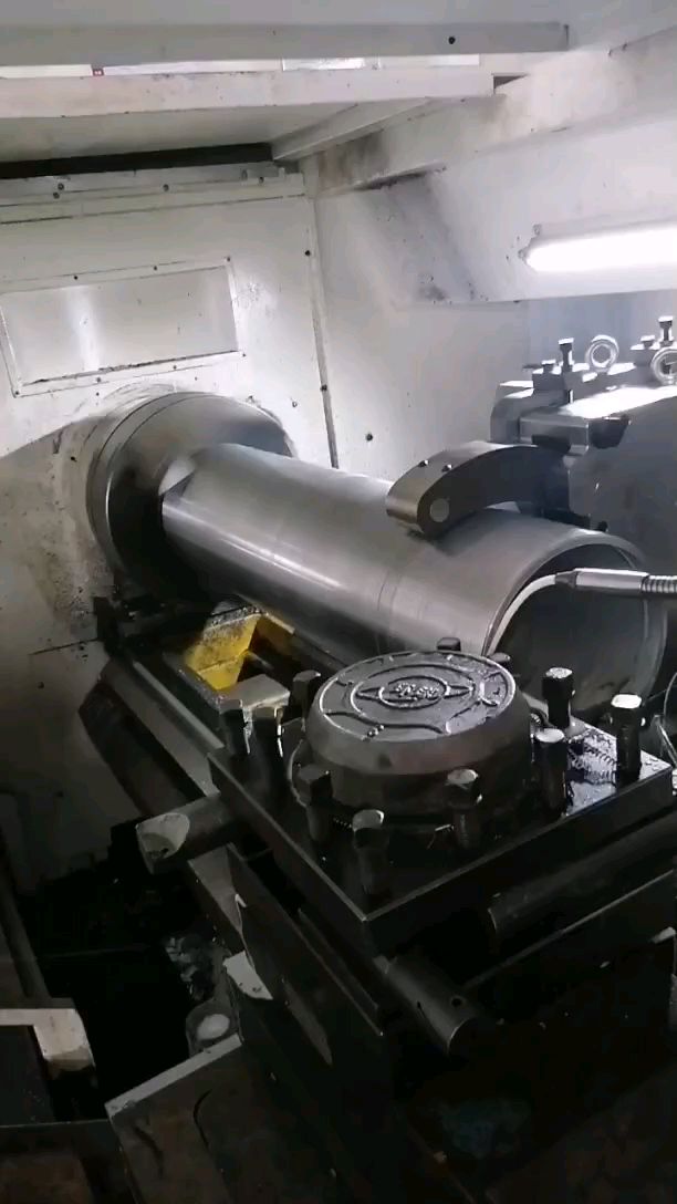 强胜机械液压中心架专业制造!值得信赖!