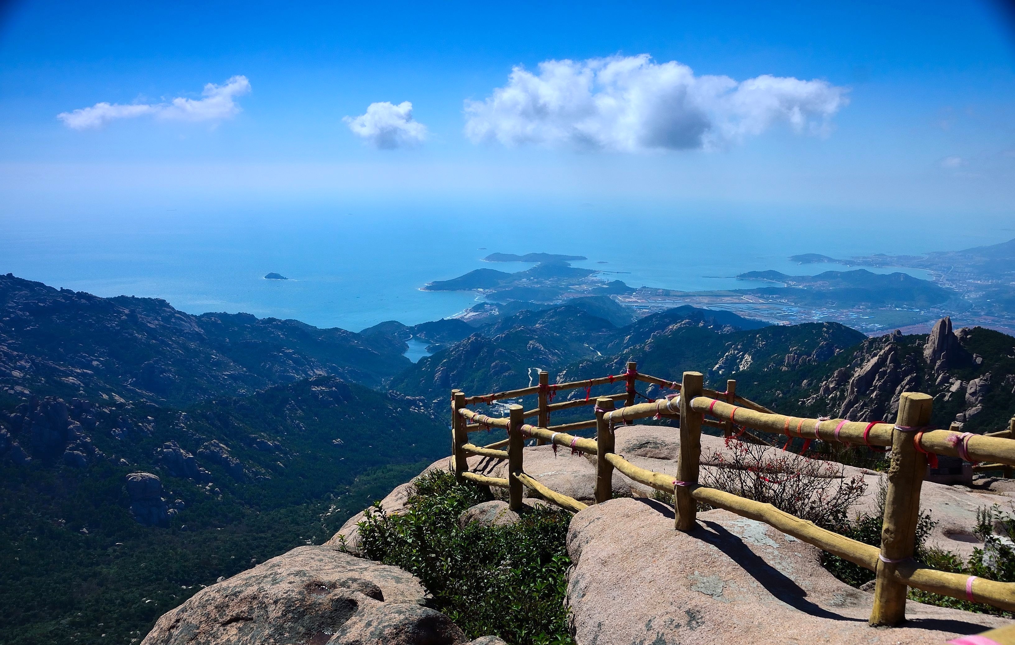 山东最高山图片