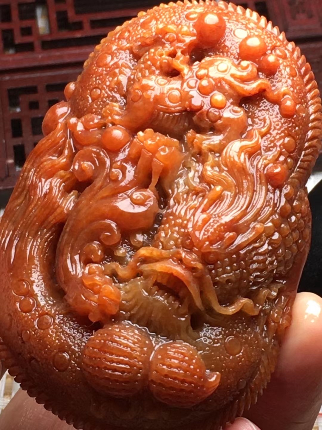 烧红翡翠能不能买?