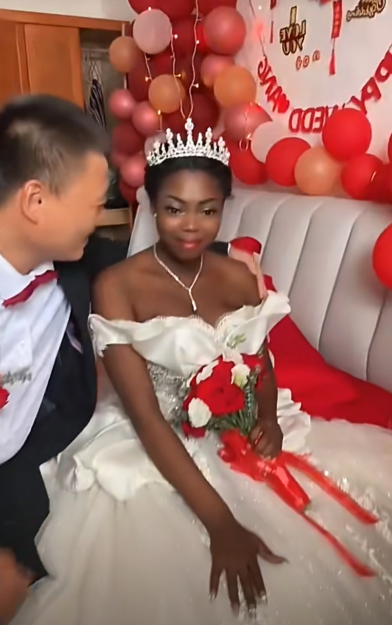 非洲美女嫁给中国小伙图片