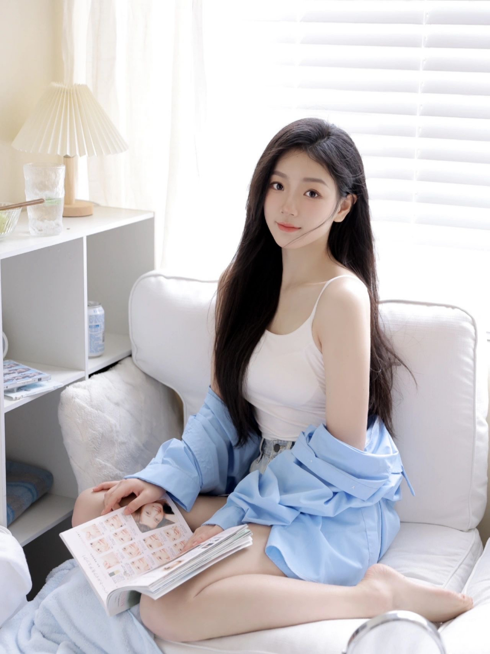 小姐姐居家纯欲自拍,青春美少女!