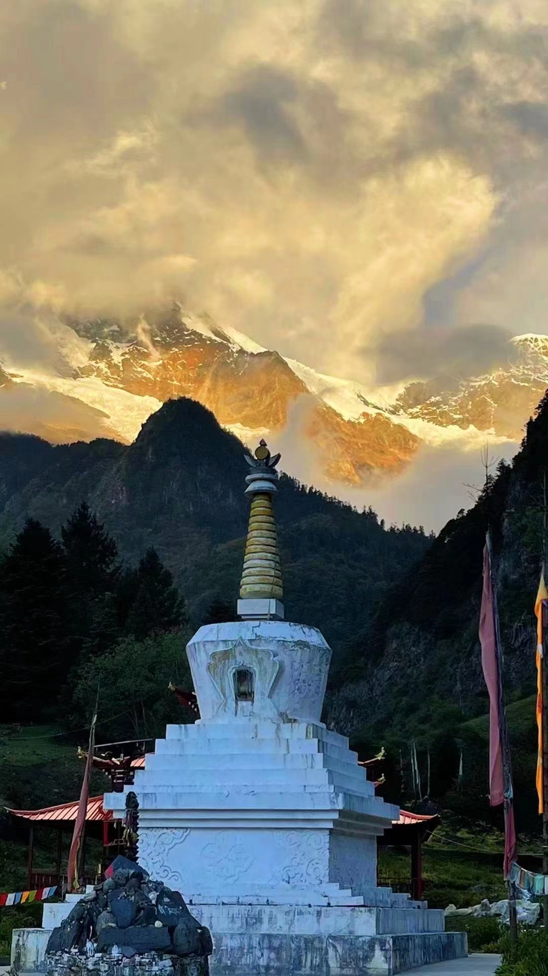 藏传佛教八大神山——梅里雪山
