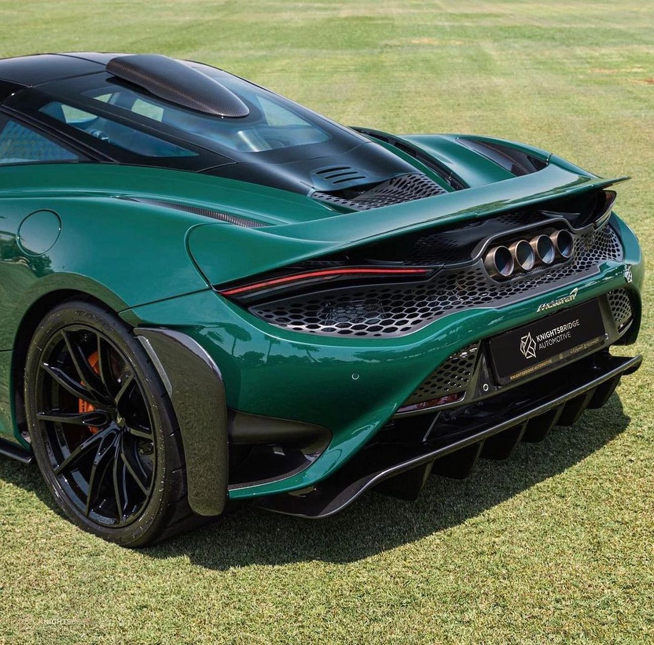 迈凯伦史上最强敞篷车 迈凯伦765lt spider