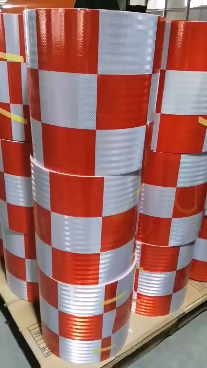 超强级高亮反光贴纸膜带高速交通设施限高柱路桩工程级egp反光贴