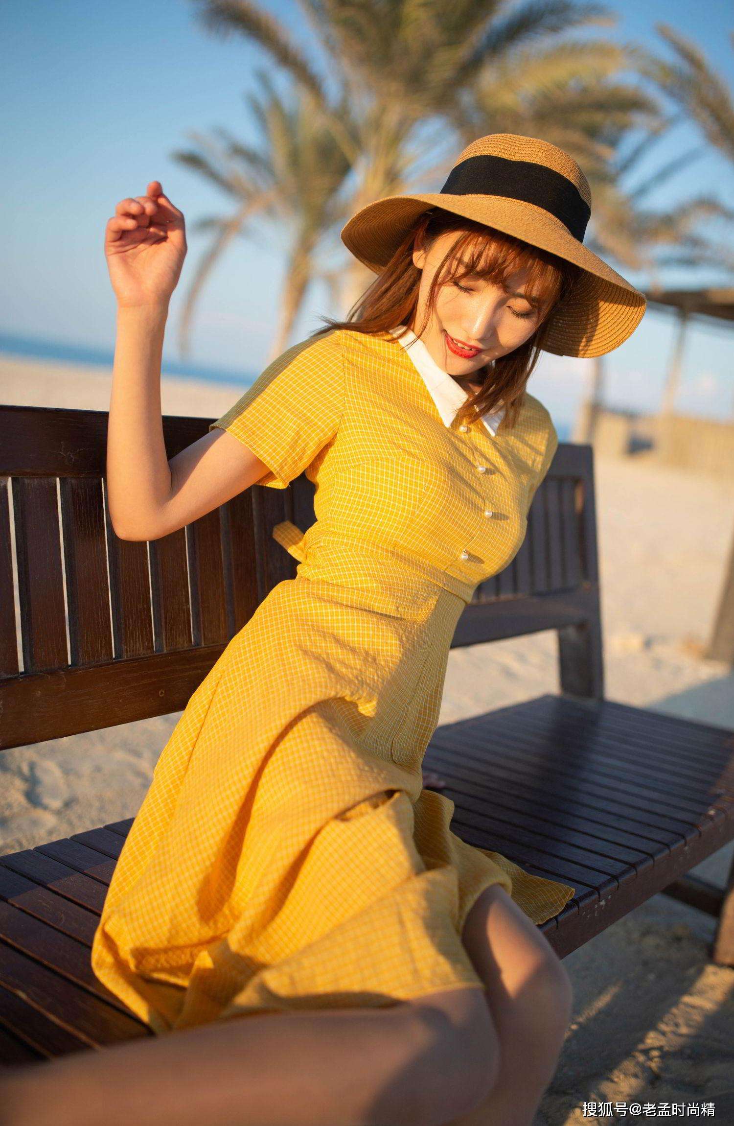美女黄色直播 美女黄色直播  第1张