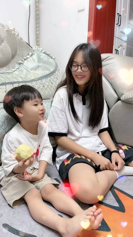 98万次播放.2022-07-14438姐姐小跟班橙宝baby2.