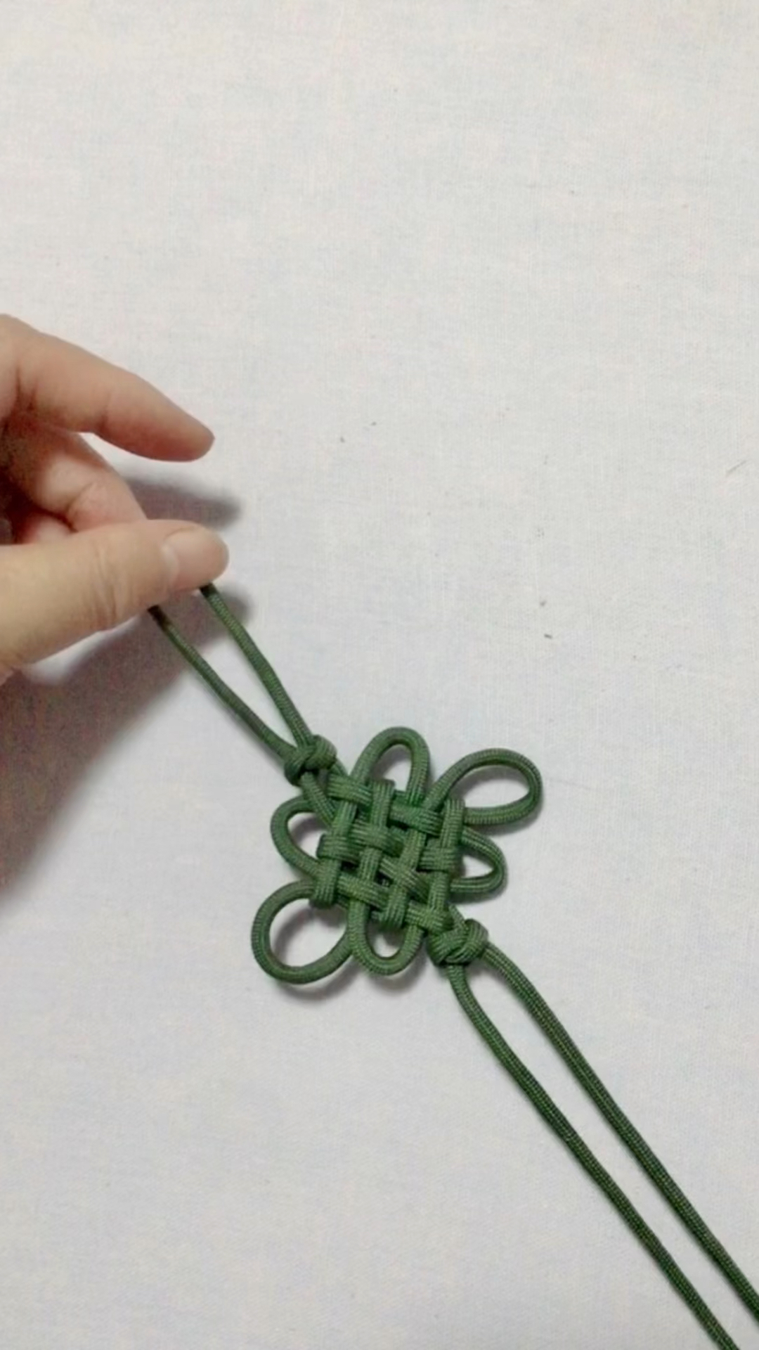 徒手编中国结之盘长结寓意吉祥用途广泛