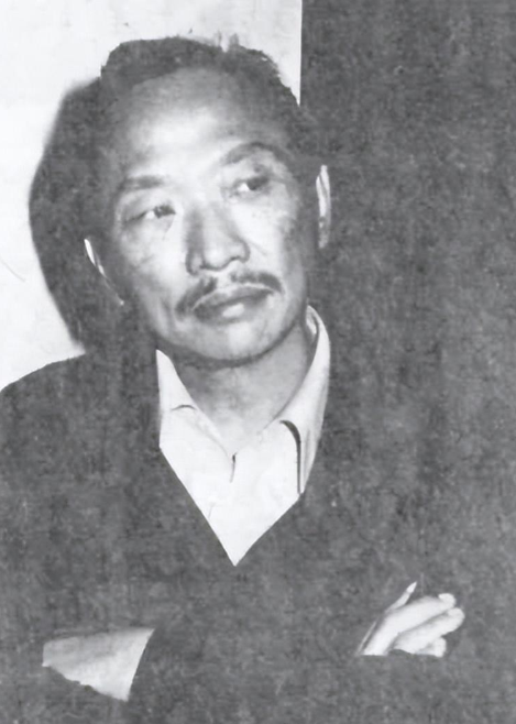 古龙:人生就是骑最快的马,爬最高的山,吃最辣的菜,喝最烈的酒