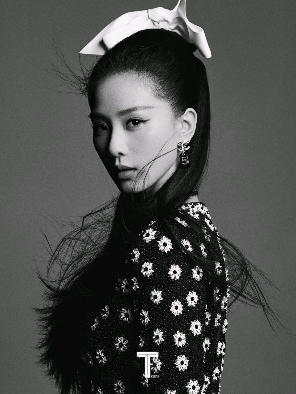 刘诗诗 x t magazine 7月刊封面大片  回到上世纪七十年代的3439