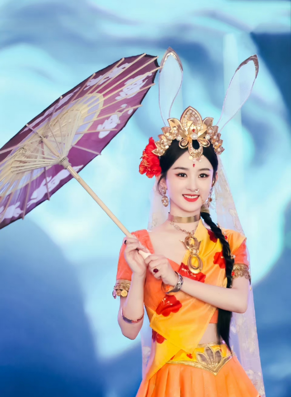 赵丽颖玉兔公主# #赵丽颖cos玉兔公主#  玉兔公主造型来啦 快被美晕