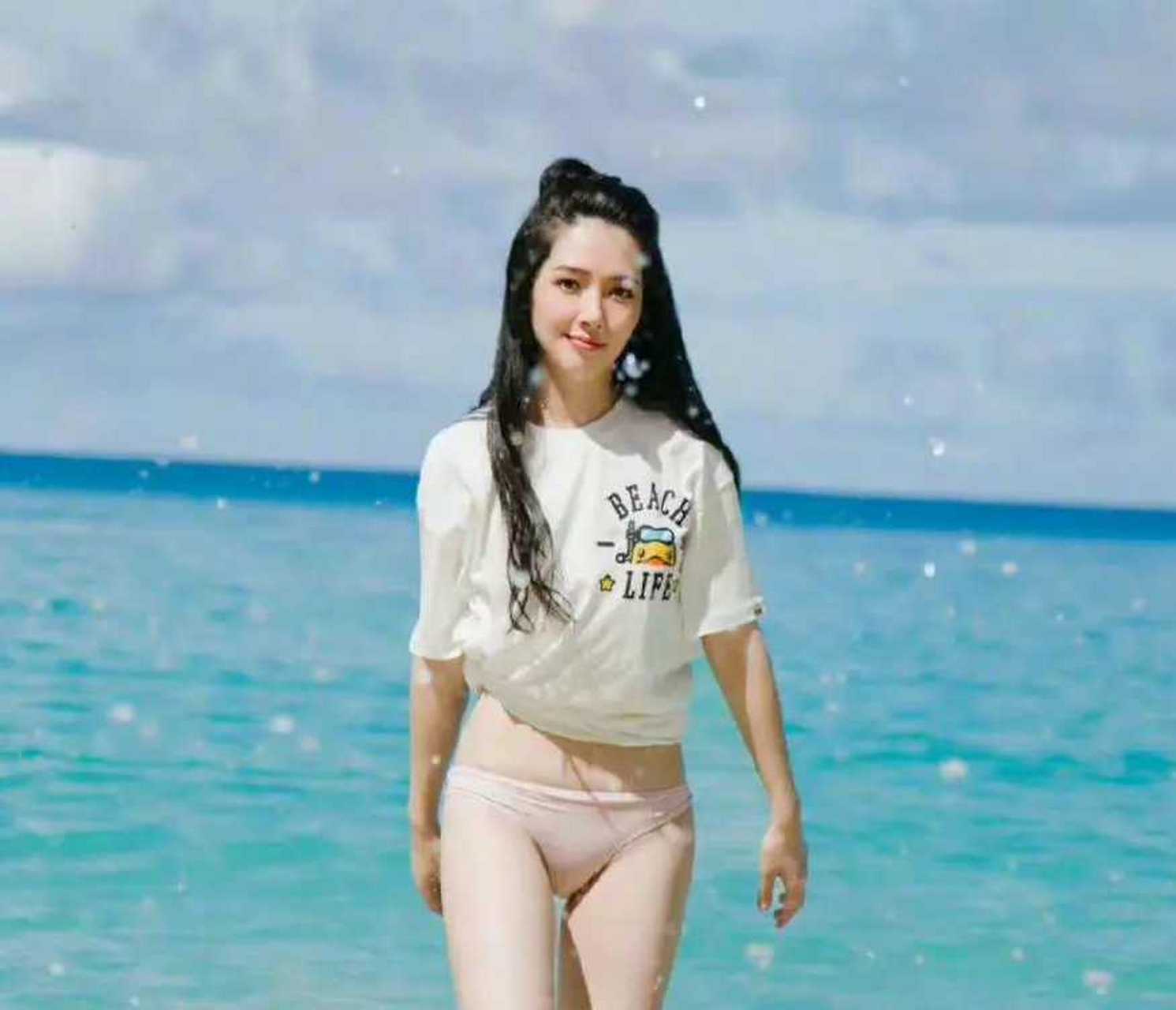 这应该是郭碧婷身材巅峰时期了吧