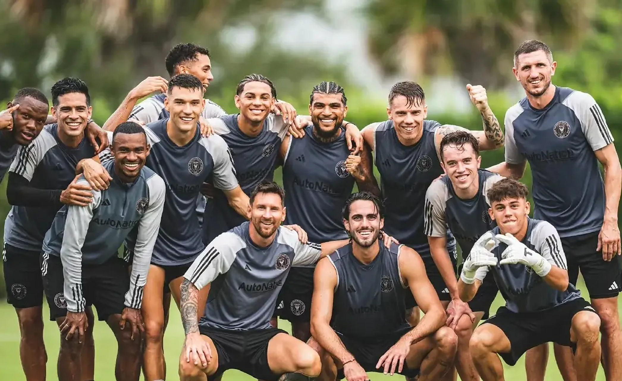 今天的胜利小分队…  这个队伍氛围真的蛮好的!