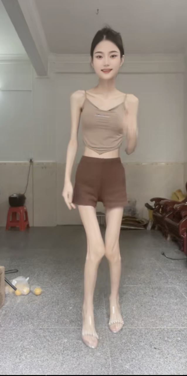 有些人为了追求苗条身材,不惜通过极端的减肥方法来保持身材,但骨瘦