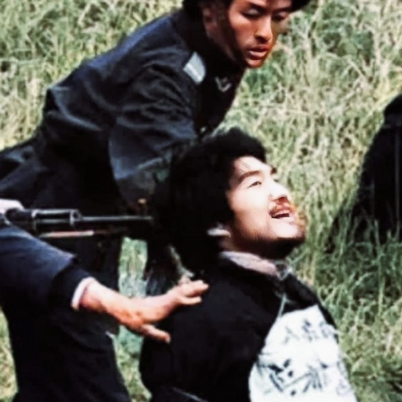 魏振海绰号"小黑",在当年的西北黑道上,赫赫有名.