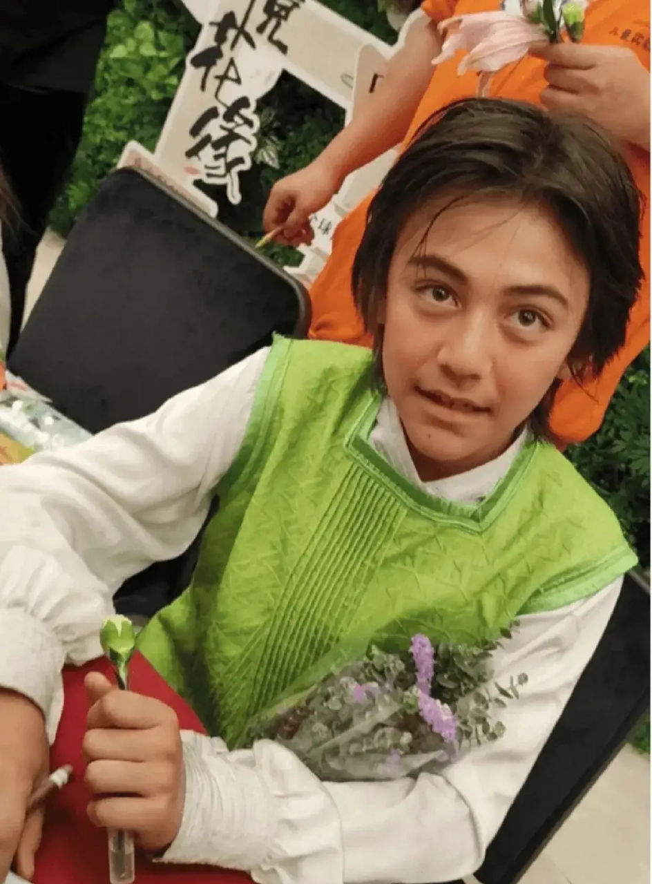 刘烨的儿子和女儿颜值都好高啊!