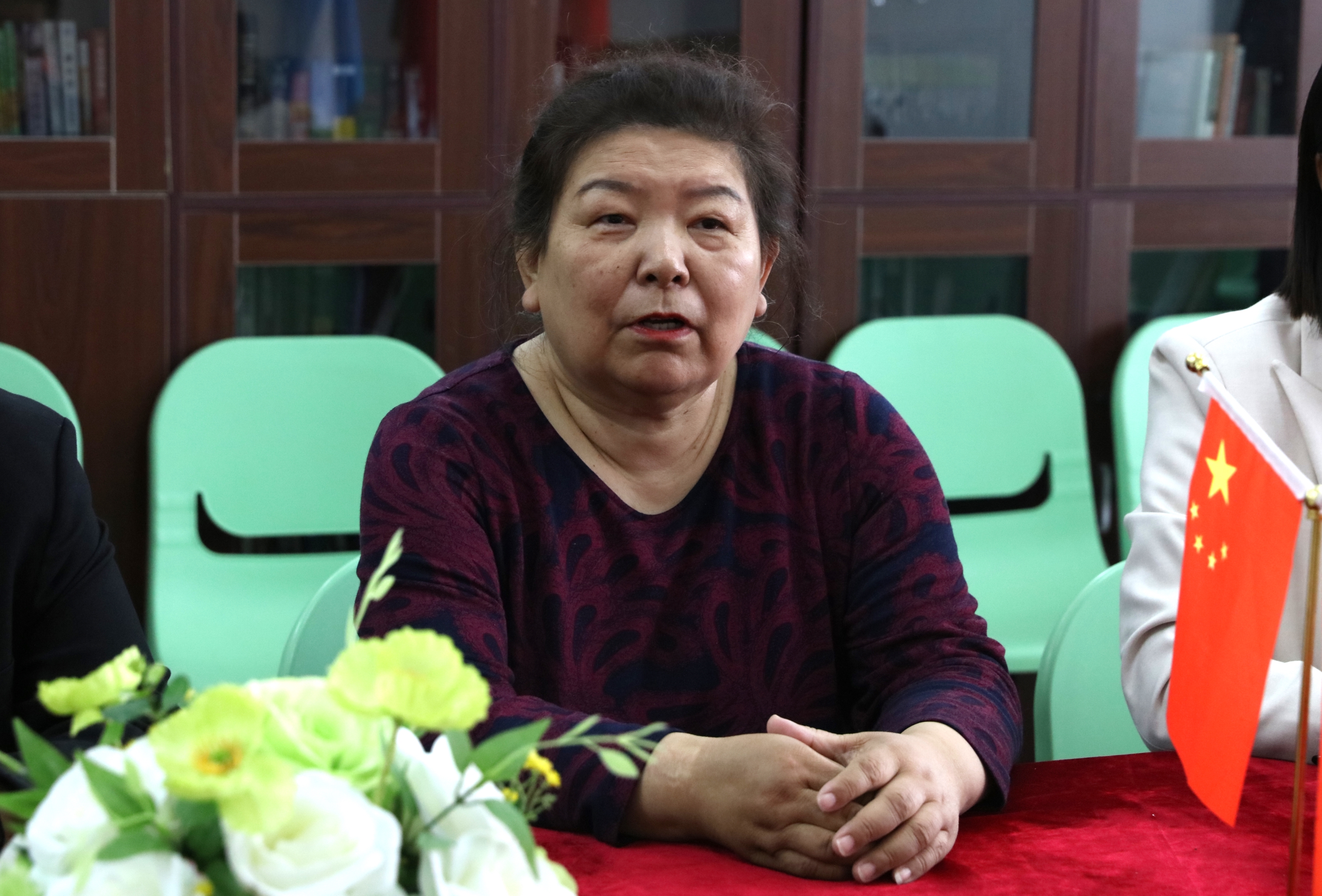 黑龙江省残联领导程晓飞同志访问哈尔滨石油学院外国语学院