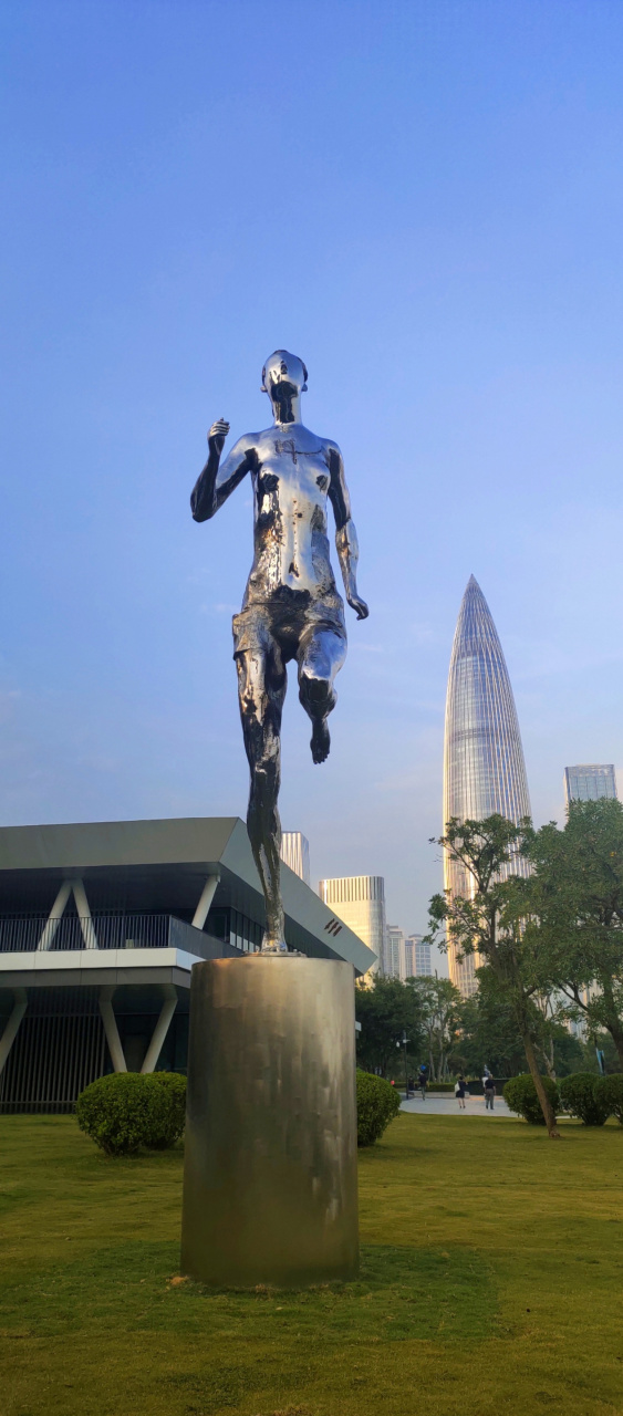 深圳人才公园雕塑展