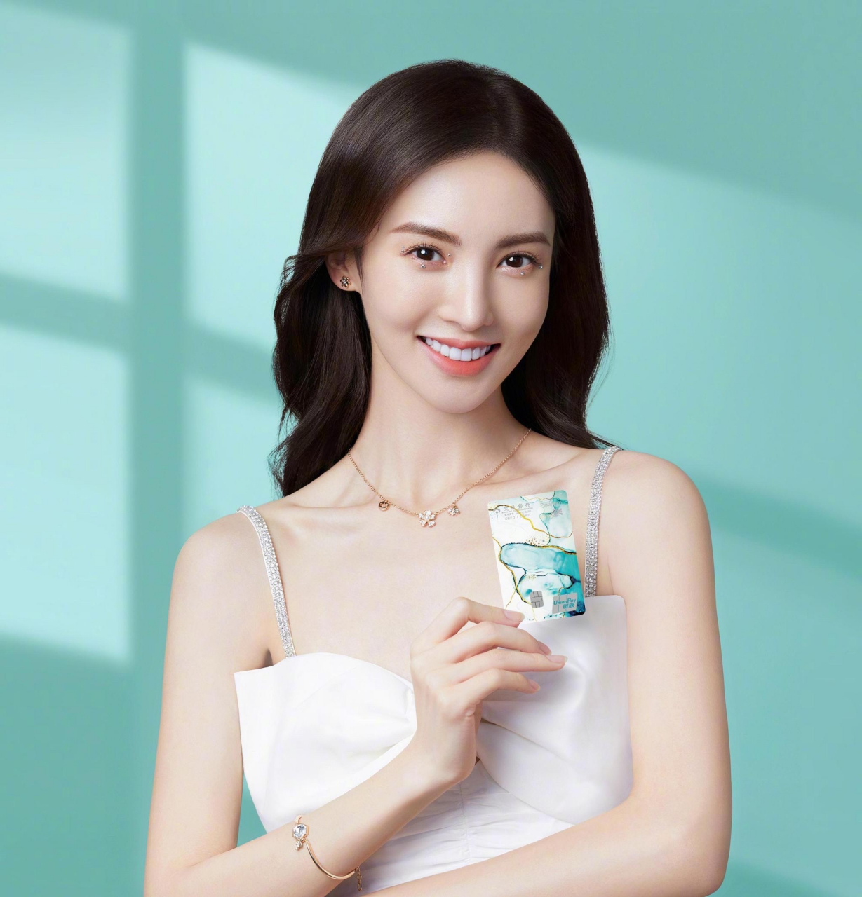 1:古装剧《海棠笑春风》(《娇藏》)主演:张晚意,王楚然,常华森,刘令姿