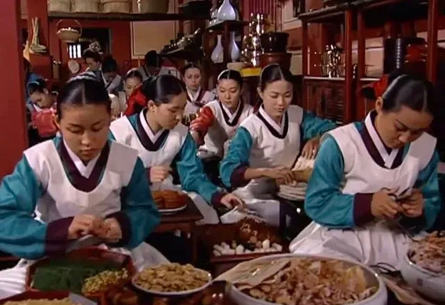 小时候感觉《大长今》做饭好厉害 长大了回看就觉得这菜式也太简单了