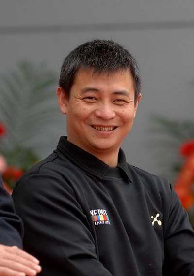 李小双发文祝贺,孩子照片曝光母亲身份成谜