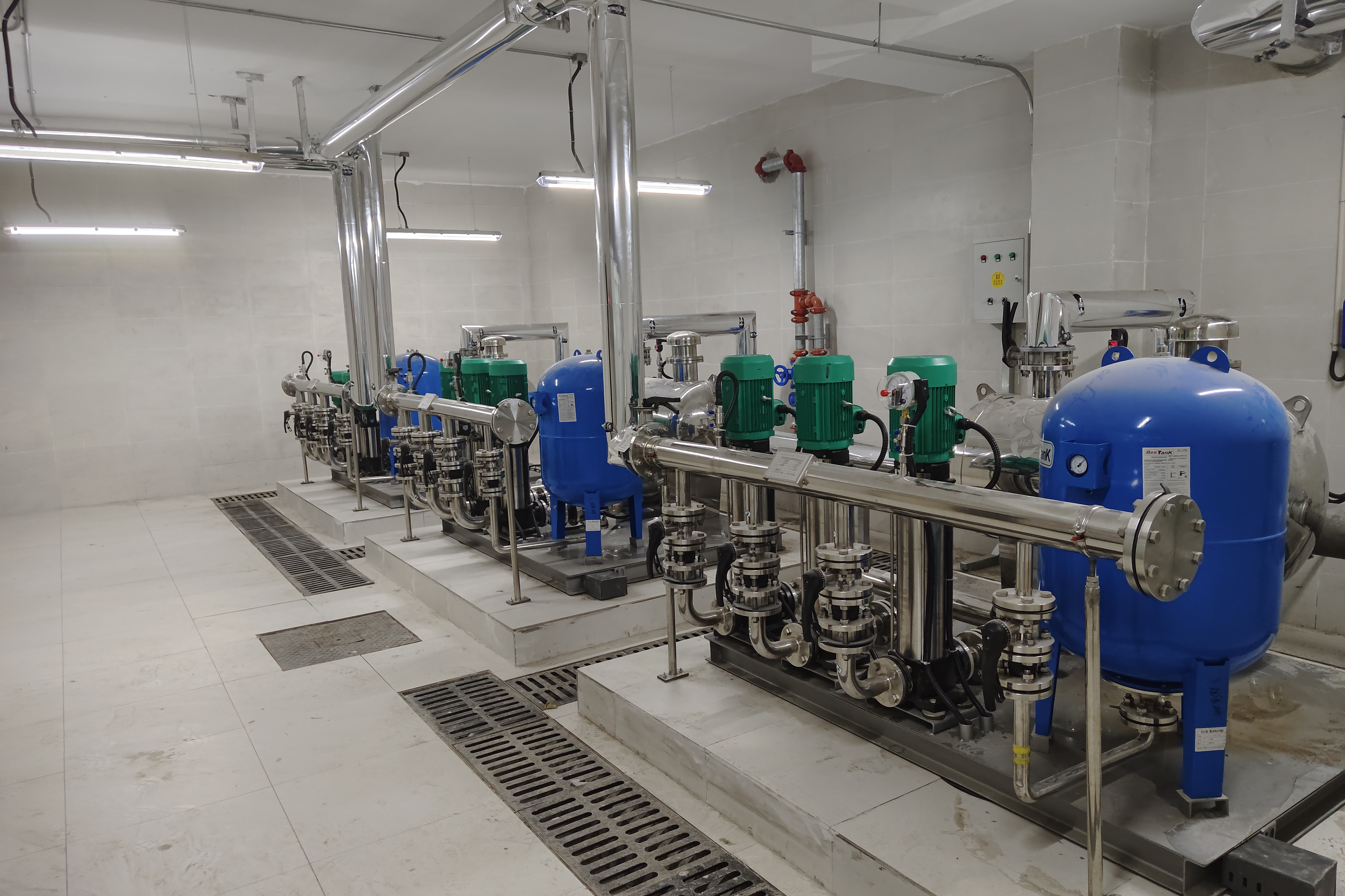 泵房安装实图给水泵房水泵房图片污水泵房生活给水泵房二次供水系统