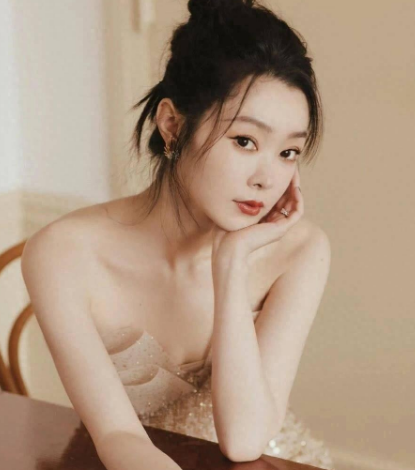 《新红楼》播出14年后,阚清子杨幂差别明显,反差最大却是她