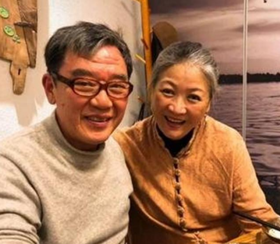 李立群:与一见钟情的林丽钦相爱一生,无绯闻,晚年安乐