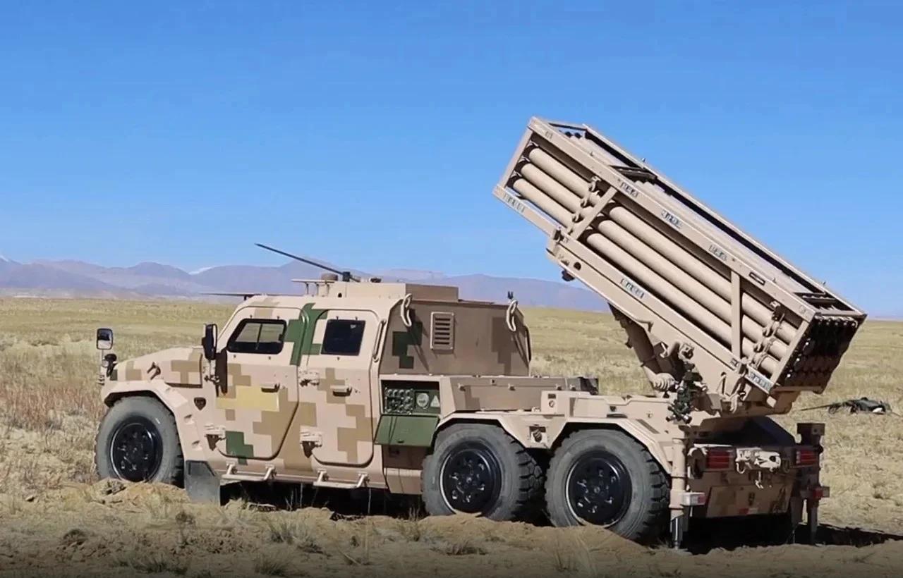 中国东风猛士系列轻型装甲车:pla的新军马