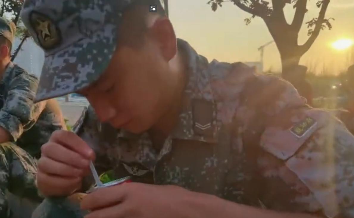 33岁退伍军人牺牲,为救轻生者溺水,曾服役于"75215"部队