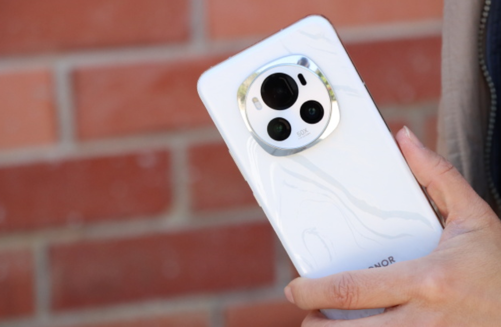 荣耀诞生"爆款",骁龙8gen3 5450mah,16gb 512gb降1207元