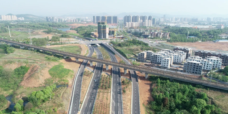 建设规模:萍乡绕城高速公路新建工程穿跨越沪昆高铁,沪昆铁路立交桥