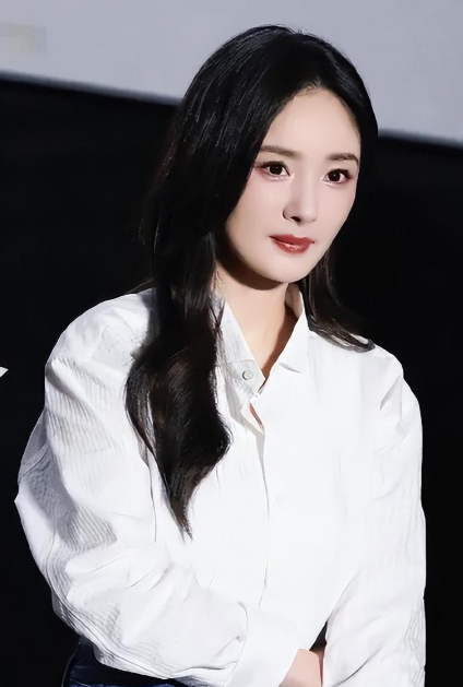 几年后,再看章子怡对杨颖的近千字评价,才知道杨幂评论有多对