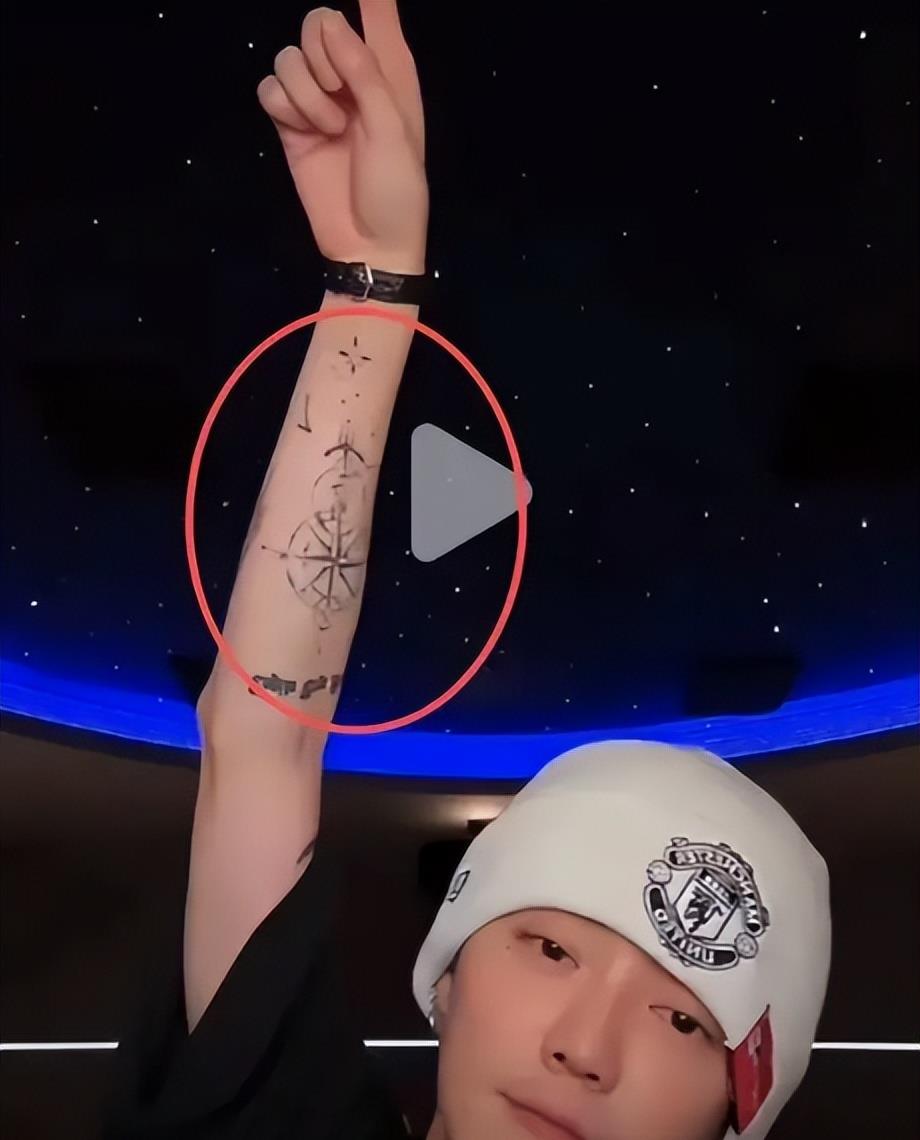 屈楚萧7字回怼司晓迪,狠狠替鹿晗林更新出了恶气,黄晓明没说错