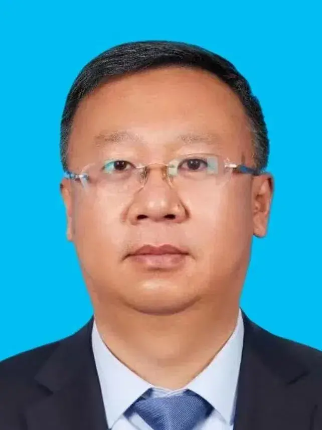 张锦中任包头市委宣传部常务副部长