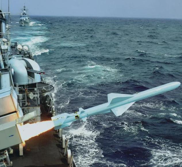 鹰击62导弹:强破坏力,精打击,多发射,抗干扰,远程反舰导弹