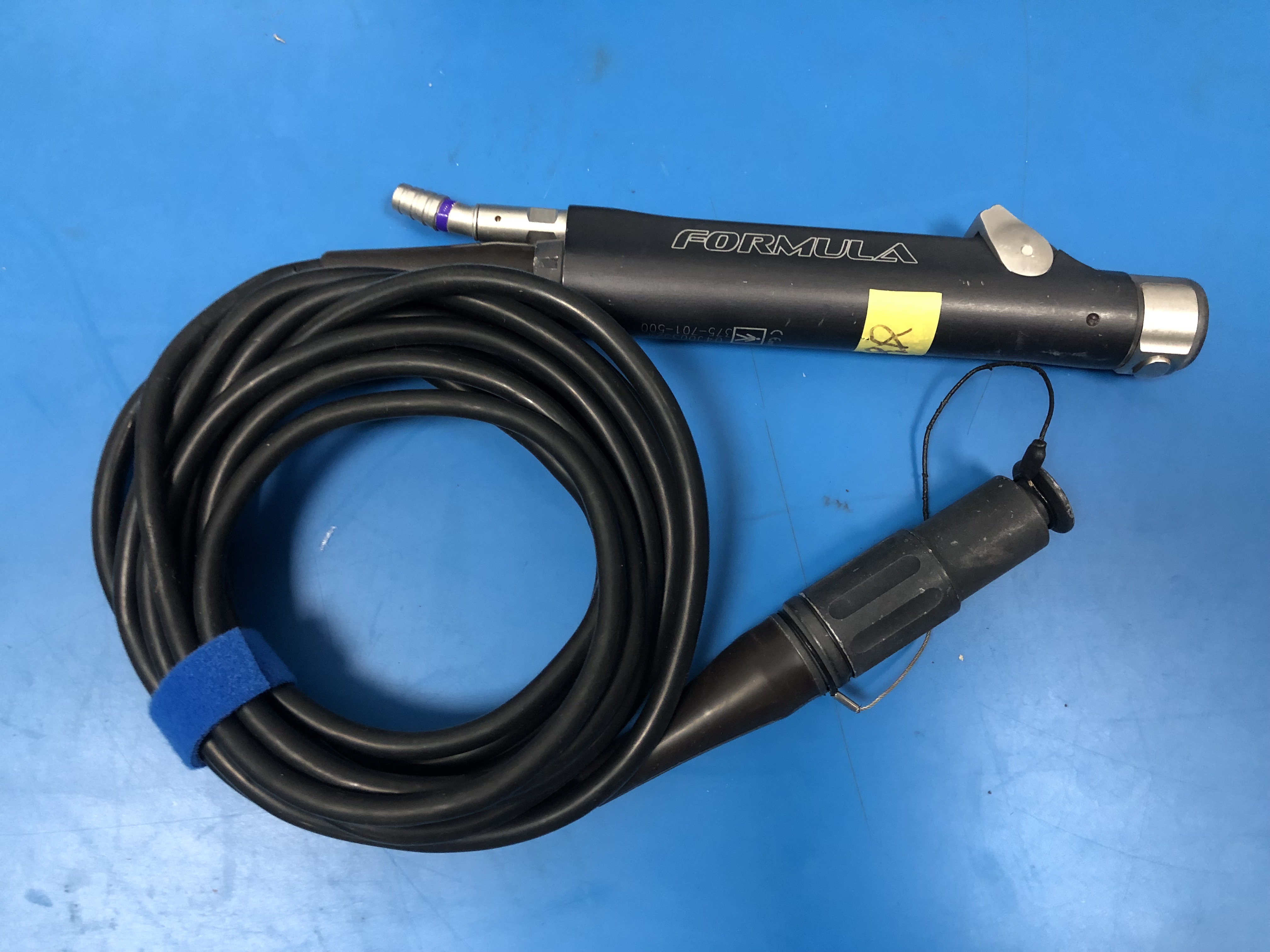 以下是关于该动力手柄的详细信息:基本信息品牌与型号:stryker史赛克