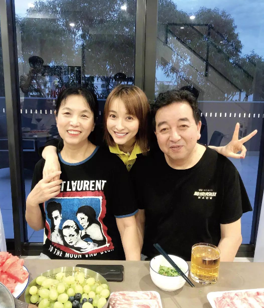 吴昕:我这辈子最正确的决定,就是选择和不火的郑凯在一起!