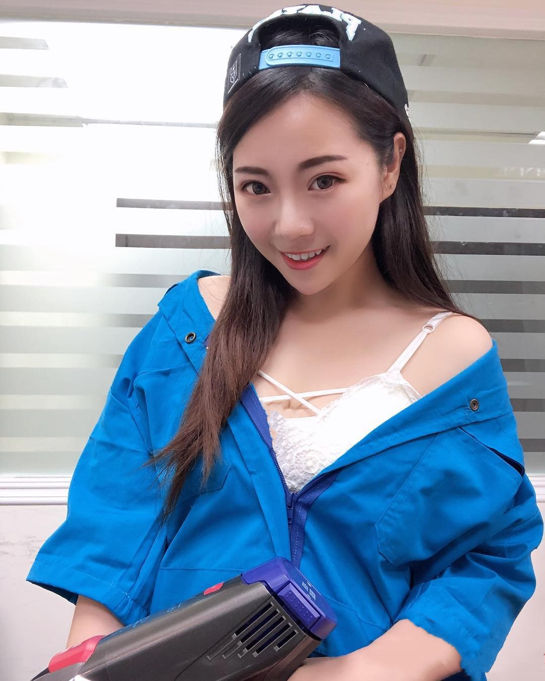 台湾最萌棒球拉拉队美女佳佳,如今改行当平面模特,也是姿色超群