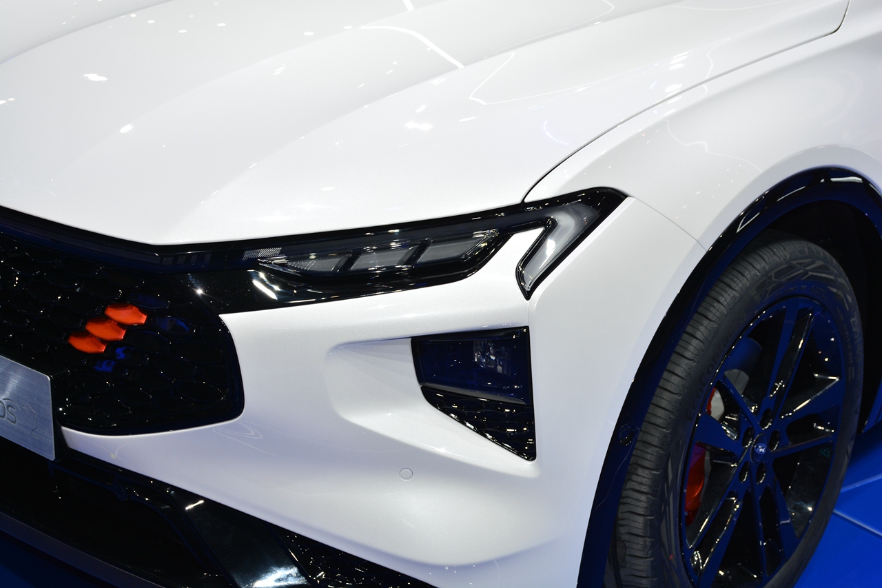 2021上海车展实拍:蒙迪欧evos