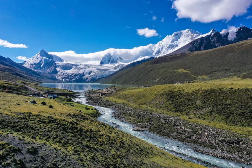 萨普雪山图片