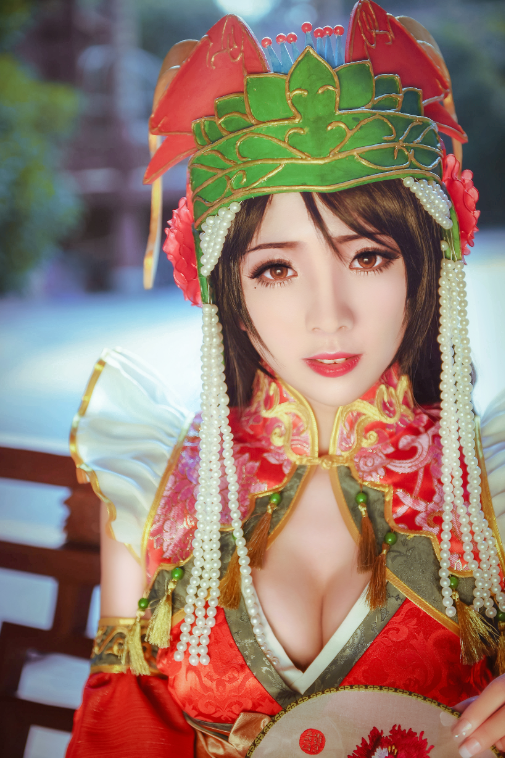 三国杀:快看!这里有孙尚香「新娘妆」性感cos!