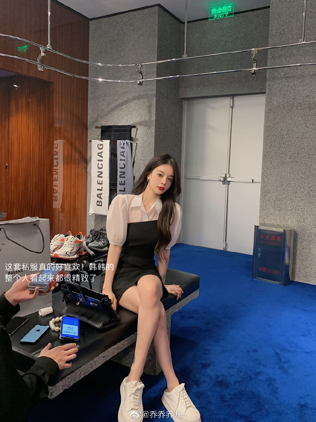 网红美女乔儿迷人美照欣赏