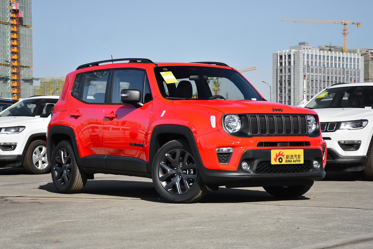 2021款自由侠 220t 自动80周年纪念版