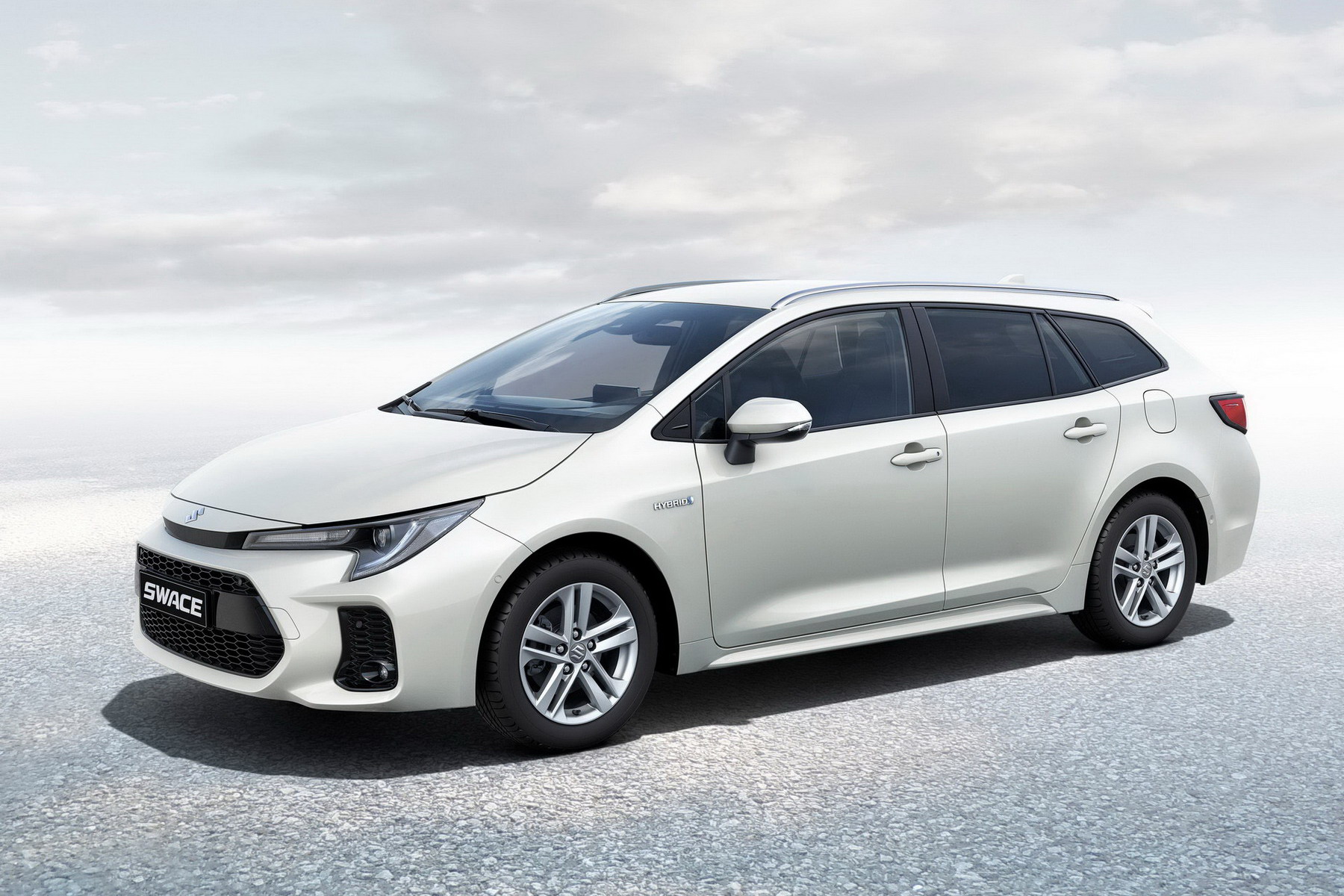 2020款铃木swace 基本型